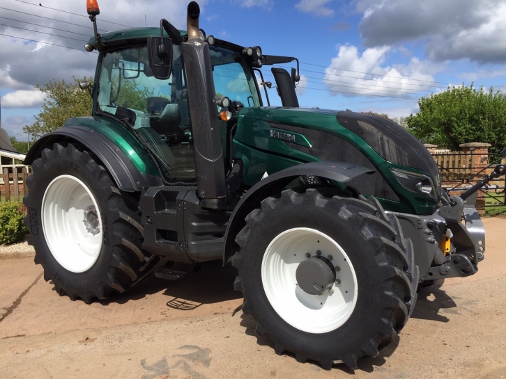 Valtra T214 Direct