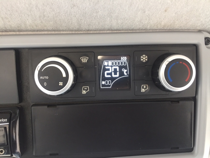 Valtra T214 Direct
