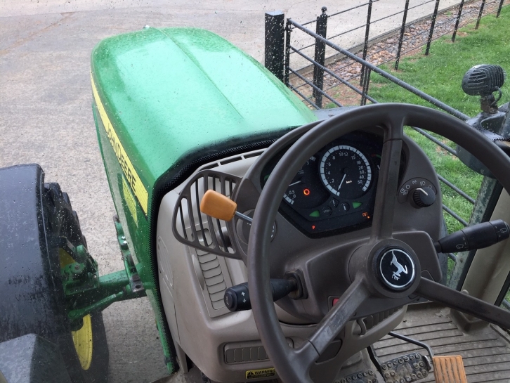 John Deere 7530