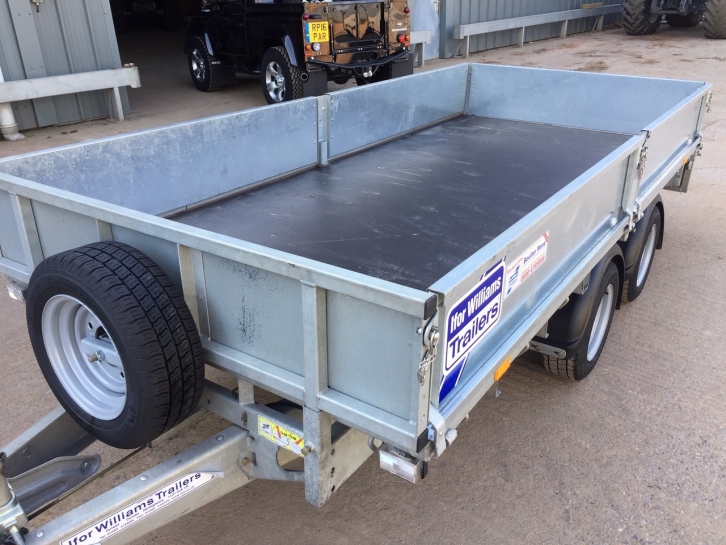 Ifor Williams LM 125 trailer