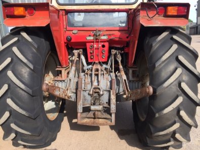 Massey Ferguson 575