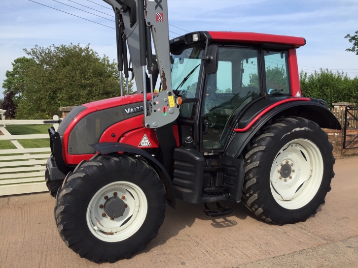 Valtra N101