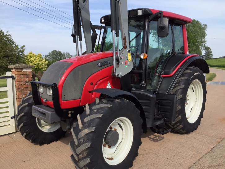 Valtra N101
