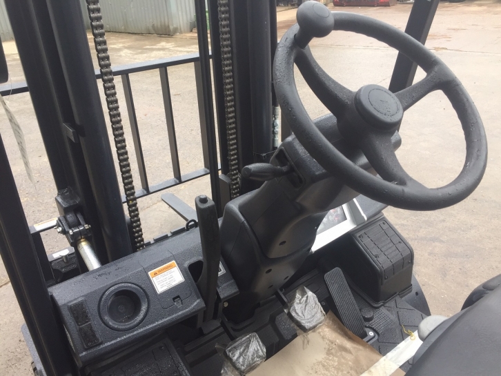 Doosan 30S-7 3 Ton forklift