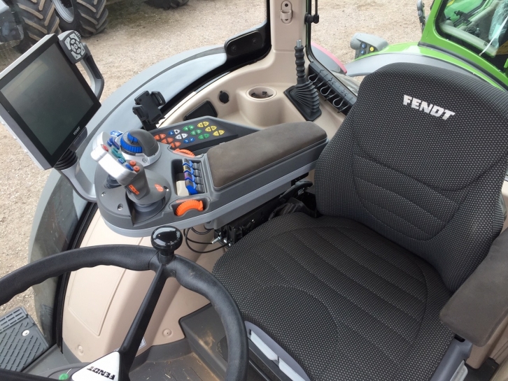 Fendt 724 Profi-Plus