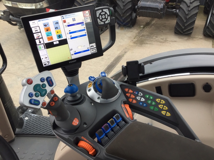 Fendt 724 Profi-Plus