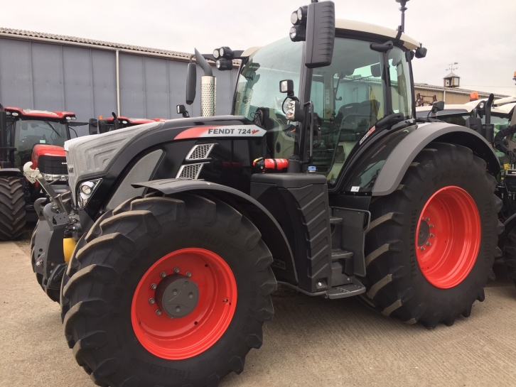 Fendt 724 Profi-Plus