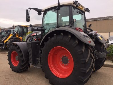 Fendt 724 Profi-Plus