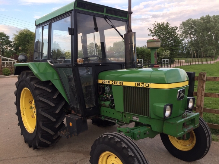 John Deere 1630