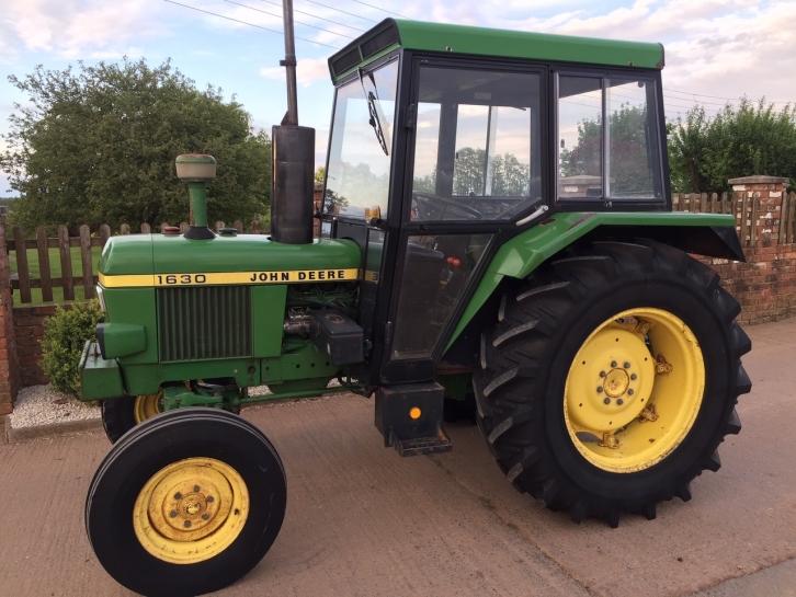 John Deere 1630