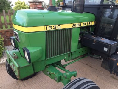 John Deere 1630