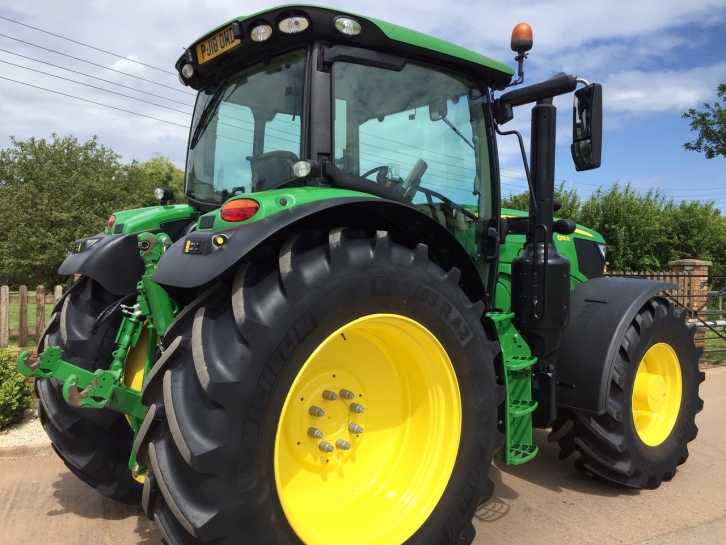 John Deere 6155R