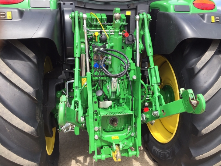 John Deere 6155R