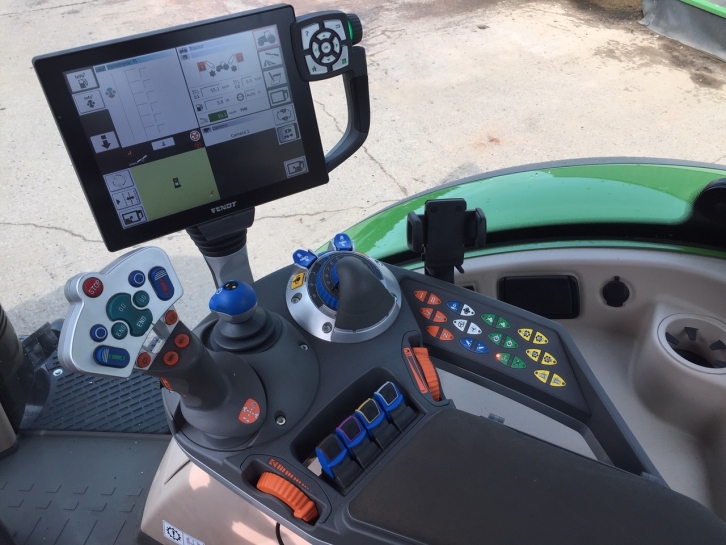 Fendt 724 Profi-Plus