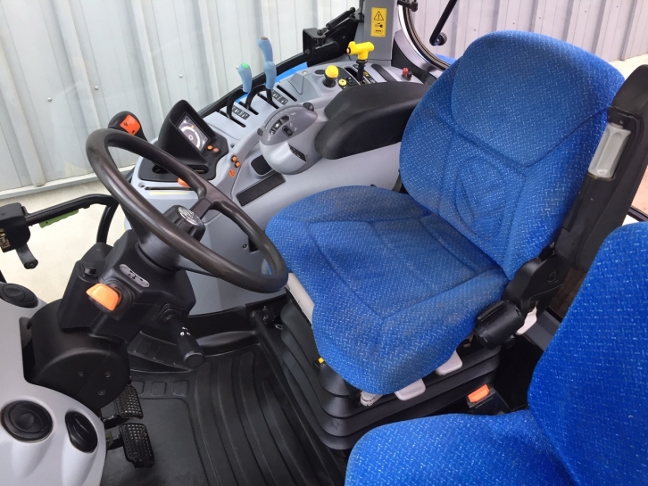 New Holland T6.165