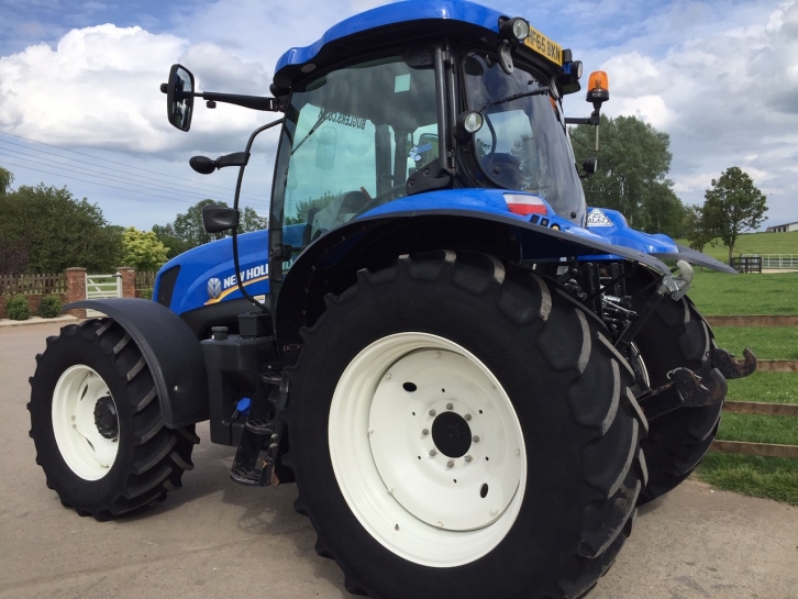 New Holland T6.165