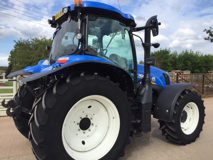 New Holland T6.165