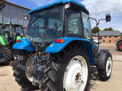 New Holland TL80