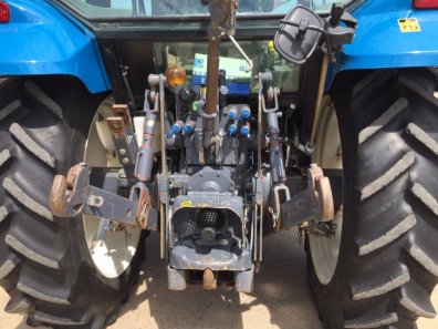 New Holland TL80