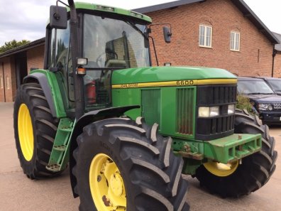 John Deere 6600
