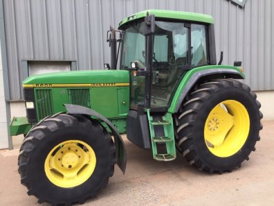 John Deere 6600
