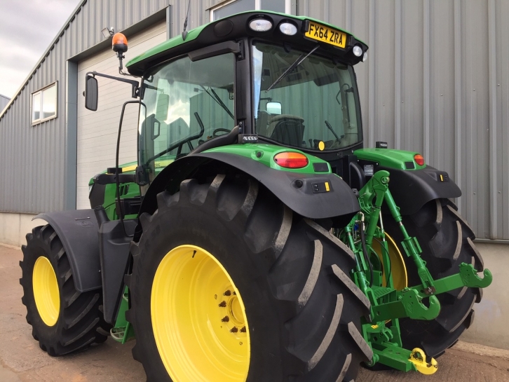 John Deere 6150R