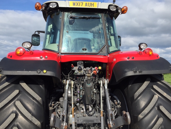 Massey Ferguson 7726 Exclusive