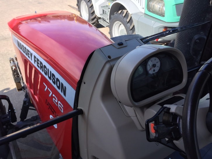 Massey Ferguson 7726 Exclusive