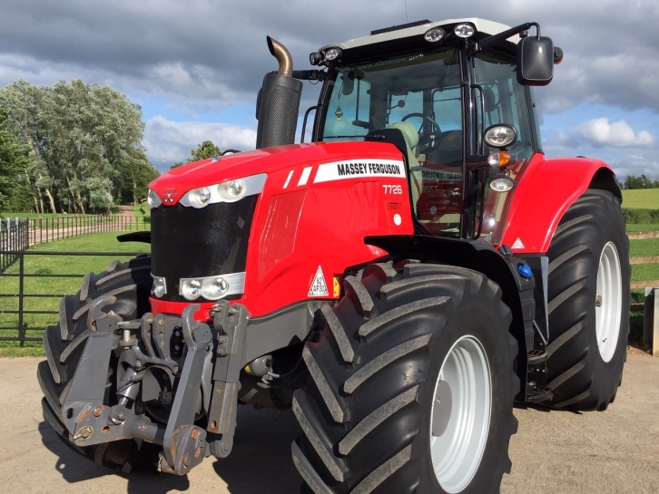 Massey Ferguson 7726 Exclusive
