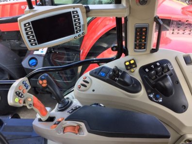 Massey Ferguson 7726 Exclusive
