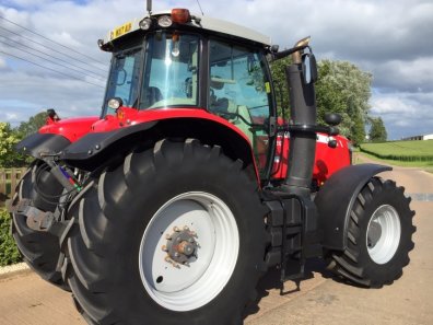 Massey Ferguson 7726 Exclusive