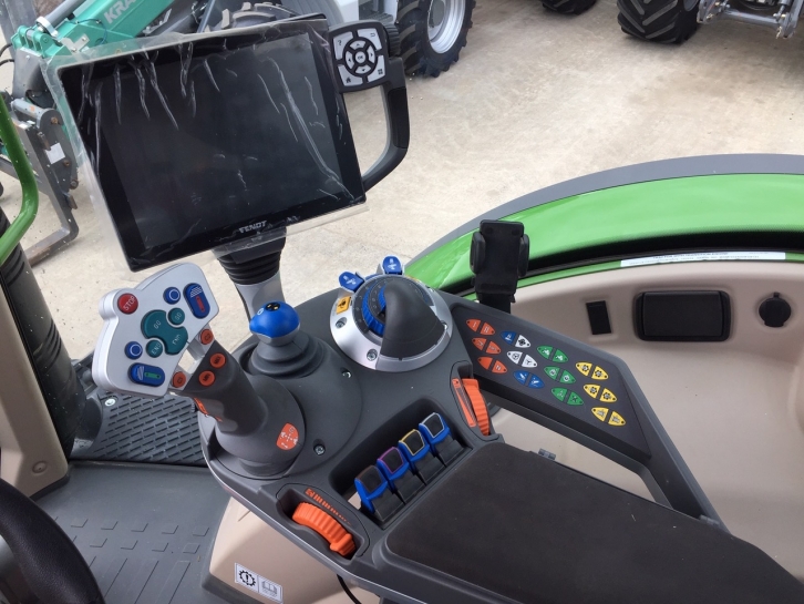 Fendt 724 Profi-Plus