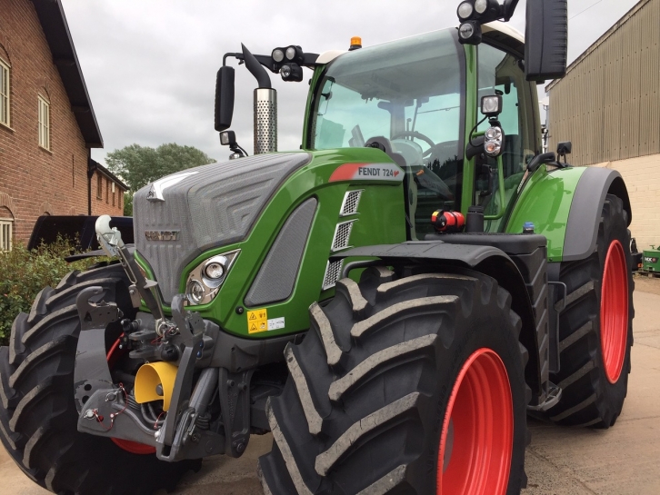 Fendt 724 Profi-Plus
