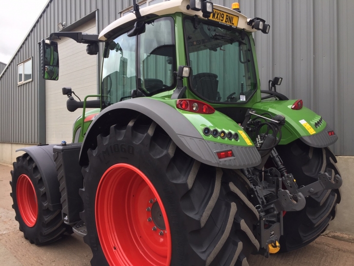 Fendt 724 Profi-Plus