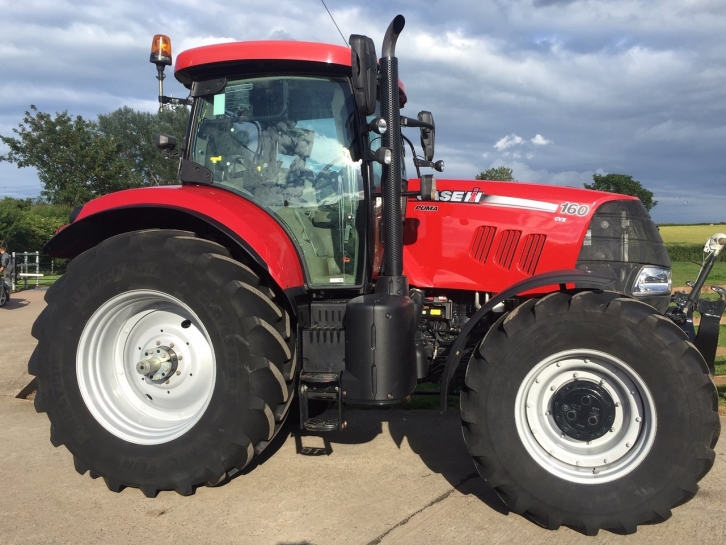Case CVX 160