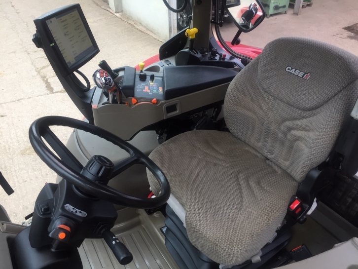 Case CVX 160