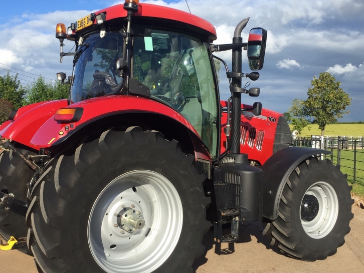 Case CVX 160