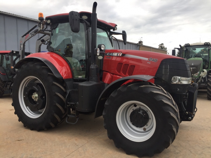 Case CVX 240