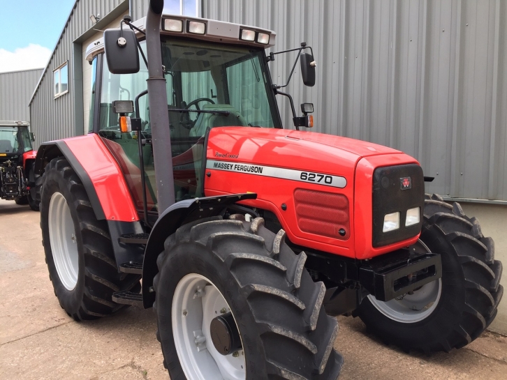 Massey Ferguson 6270