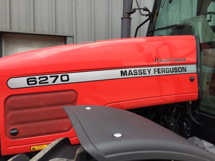 Massey Ferguson 6270