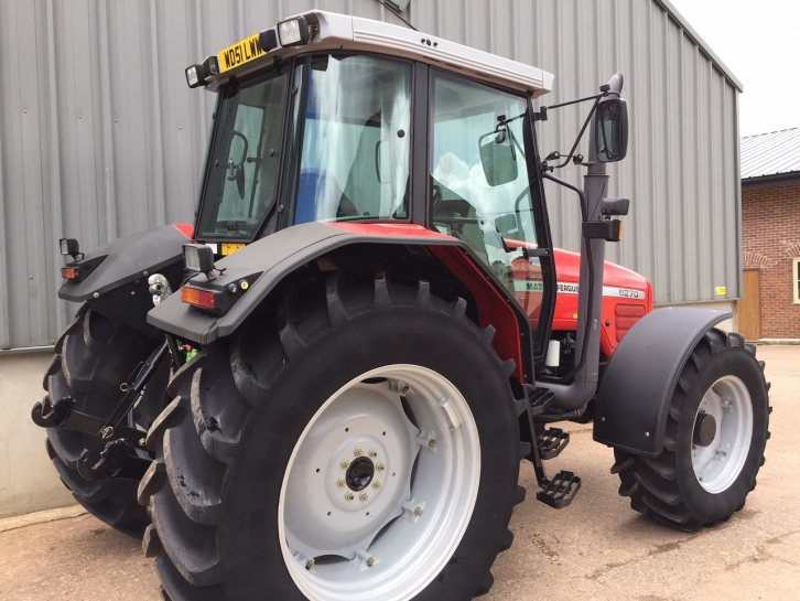 Massey Ferguson 6270