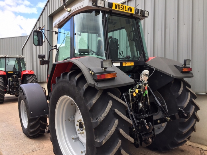 Massey Ferguson 6270