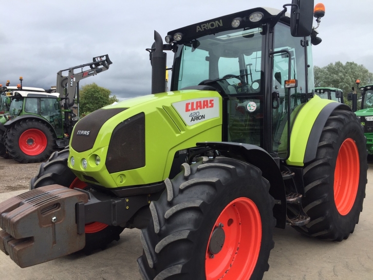 Claas Arion 420 CIS