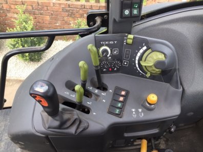 Claas Arion 420 CIS