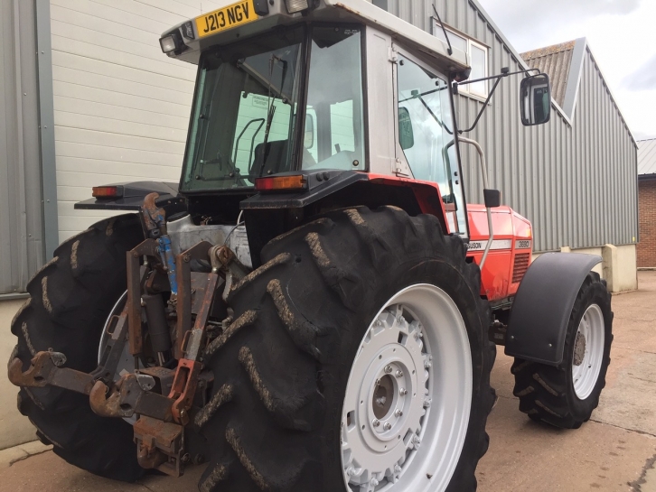 Massey Ferguson 3690
