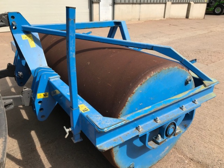 Zagroda ballast roller