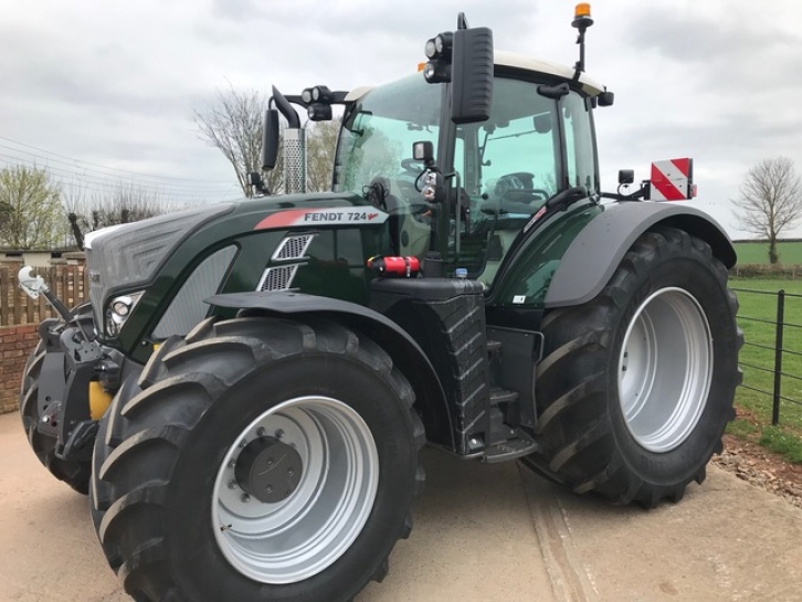 Fendt 724 Profi-Plus