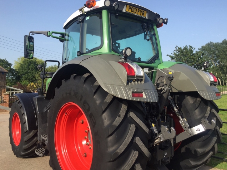 Fendt 828 Profi-Plus