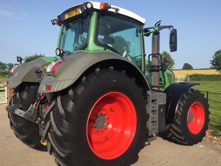 Fendt 828 Profi-Plus