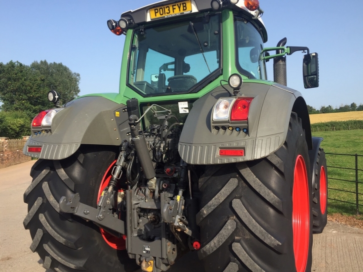 Fendt 828 Profi-Plus